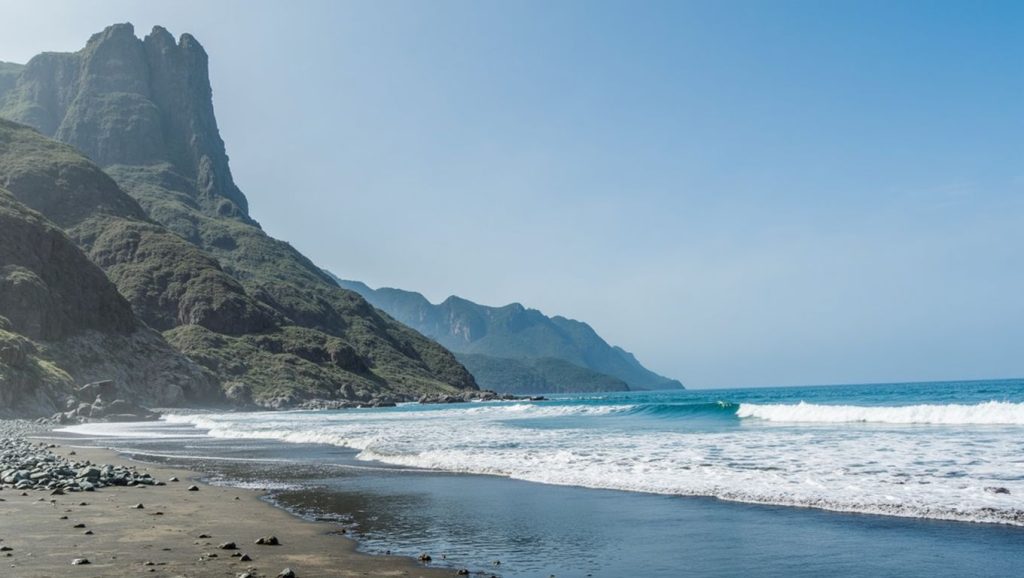 Aguas de Playa del Roque de las Bodegas en Santa Cruz de Tenerife (Tenerife)