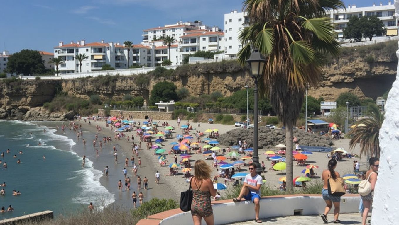 Playa del Salón Nerja Málaga