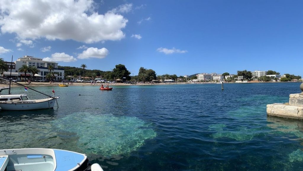Alrededores de Playa des Canar, Santa Eulàlia des Riu