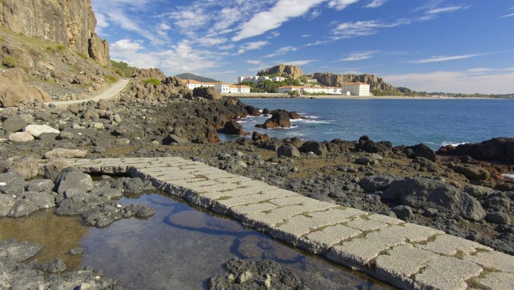 Línea de costa en Playa El Cambrón, Salobreña