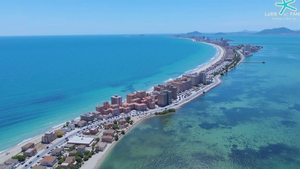 Playa El Castillico — foto 2 de 6