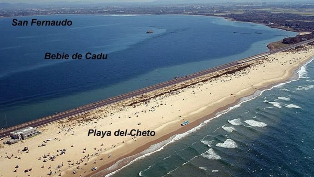 Amplia vista de Playa El Chato, Cádiz, Cádiz