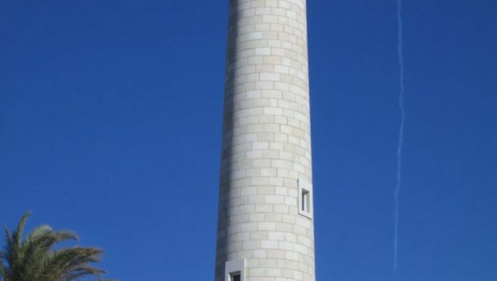 Playa El Faro de Calaburras — foto 4 de 6