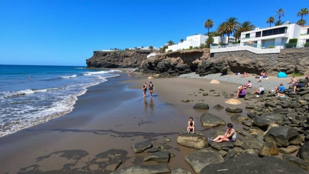 Playa El Pirata en San Bartolomé de Tirajana (Maspalomas) (Gran Canaria)