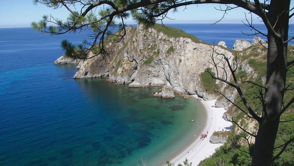 Entorno natural de Playa Gavieiro en Asturias