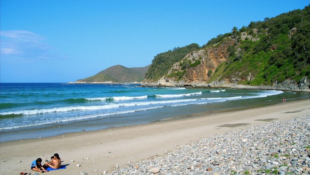 Playa La Barquera en Cudillero (Asturias)