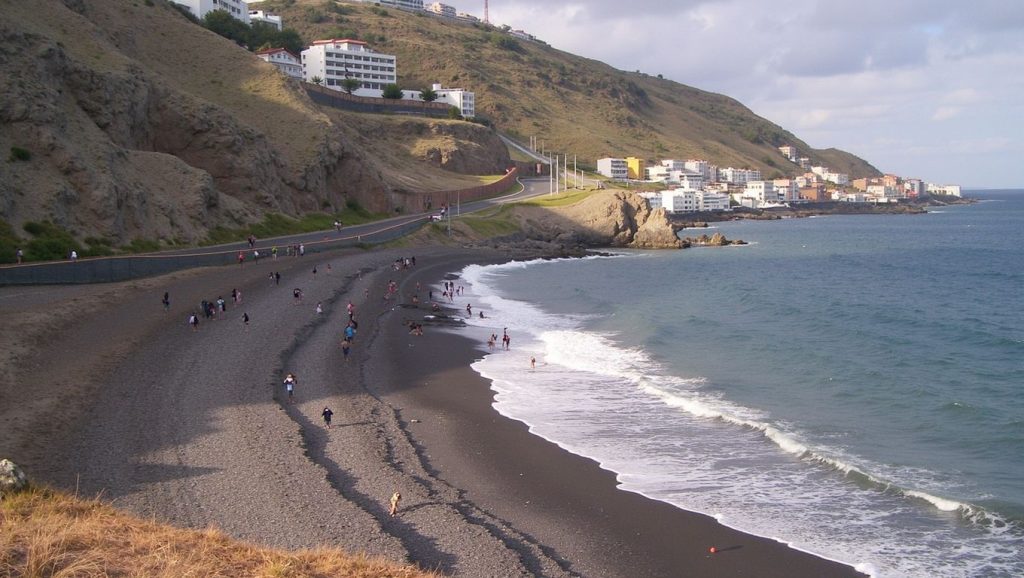 Aguas de Playa La Nea en Candelaria (Tenerife)