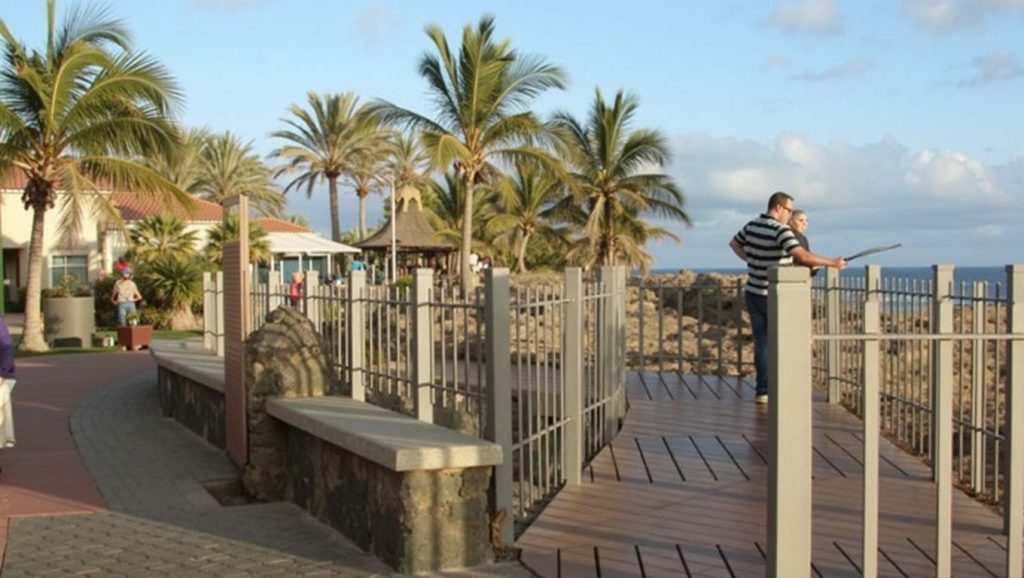 Entorno natural de Playa Las Mujeres en Tenerife