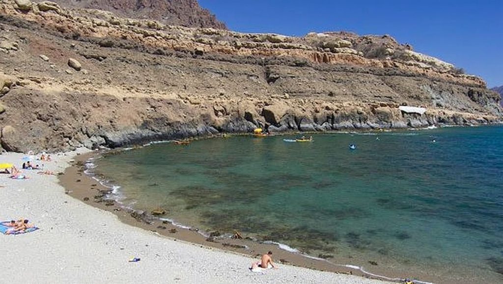 Arena de Playa Medio Almud, Mogán (Gran Canaria)
