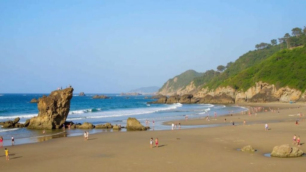 Playa Mexa La Yegua en Muros de Nalón (Asturias)