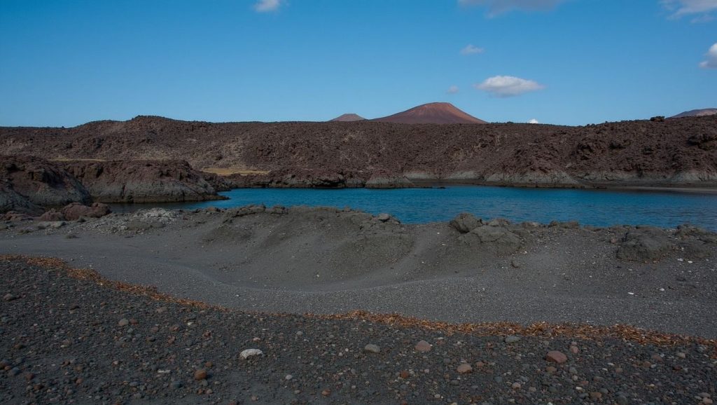 Aguas de Playa Montaña Bermeja en Yaiza (Lanzarote)