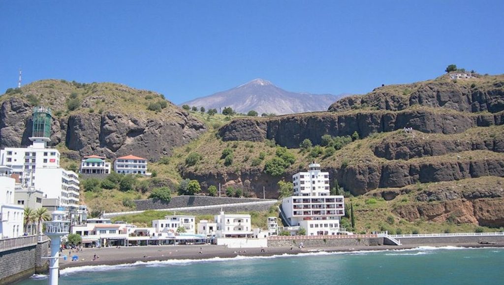 Entorno natural de Playa Moreno en Tenerife