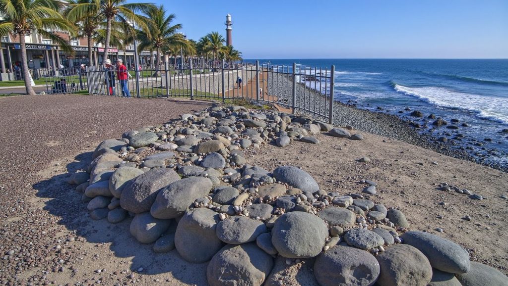 Aguas de Playa Mujeres en Yaiza (Lanzarote)
