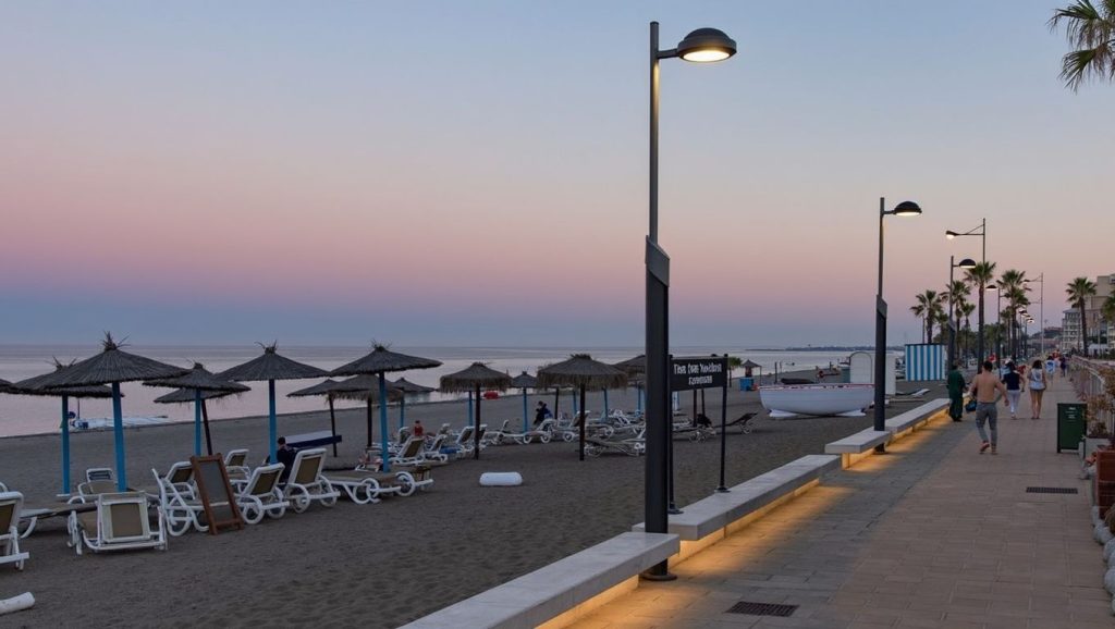 Textura de arena en Para Perros de San Luis de Sabinillas, Manilva, Málaga