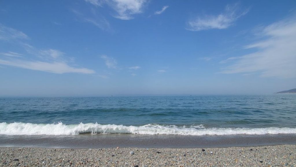 Vista general de Playa Punta del Río, Salobreña