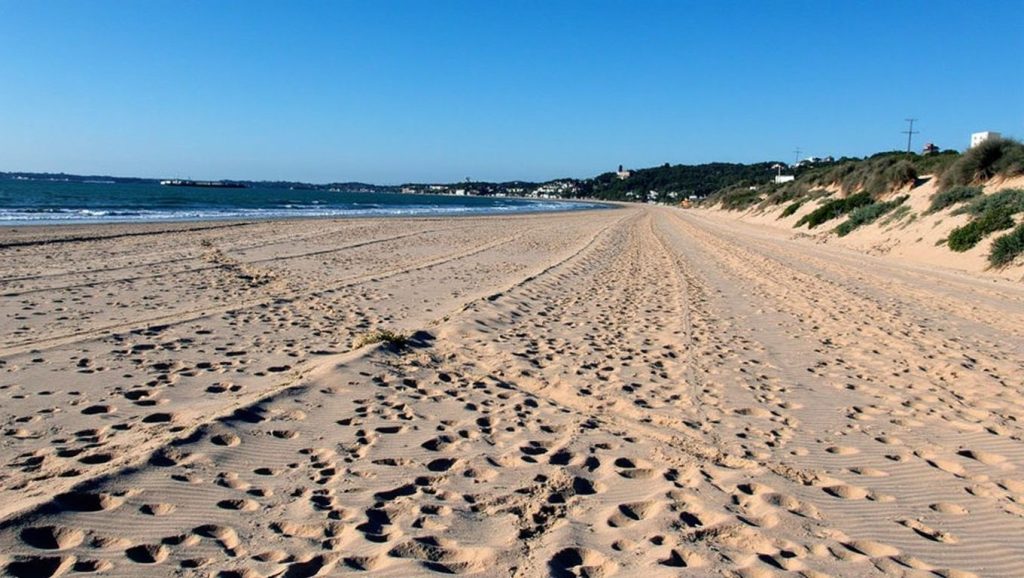 Línea de costa en Playa Santa Catalina, El Puerto de Santa María