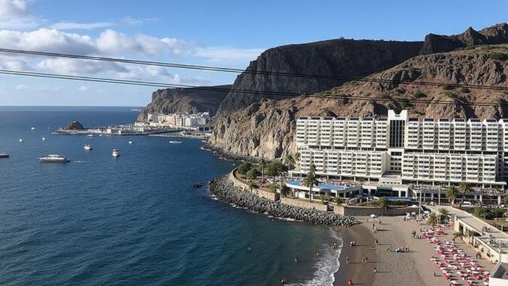 Entorno natural de Playa Taurito en Gran Canaria