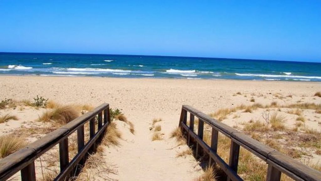 Playa Torre Derribada (Las Salinas) — foto 1 de 6