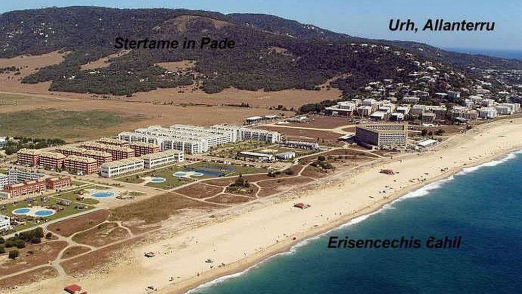 Vista general de Playa Zahara de los Atunes, Barbate