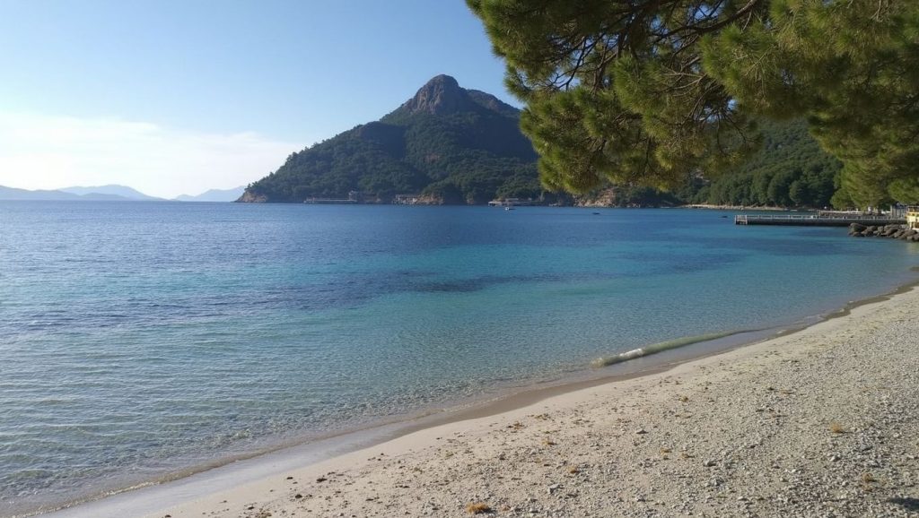Arena y mar en Playas de Paguera, Calvià, Mallorca