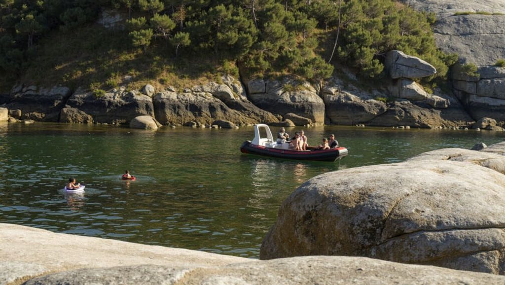 Praia da Area do Medio — foto 3 de 6