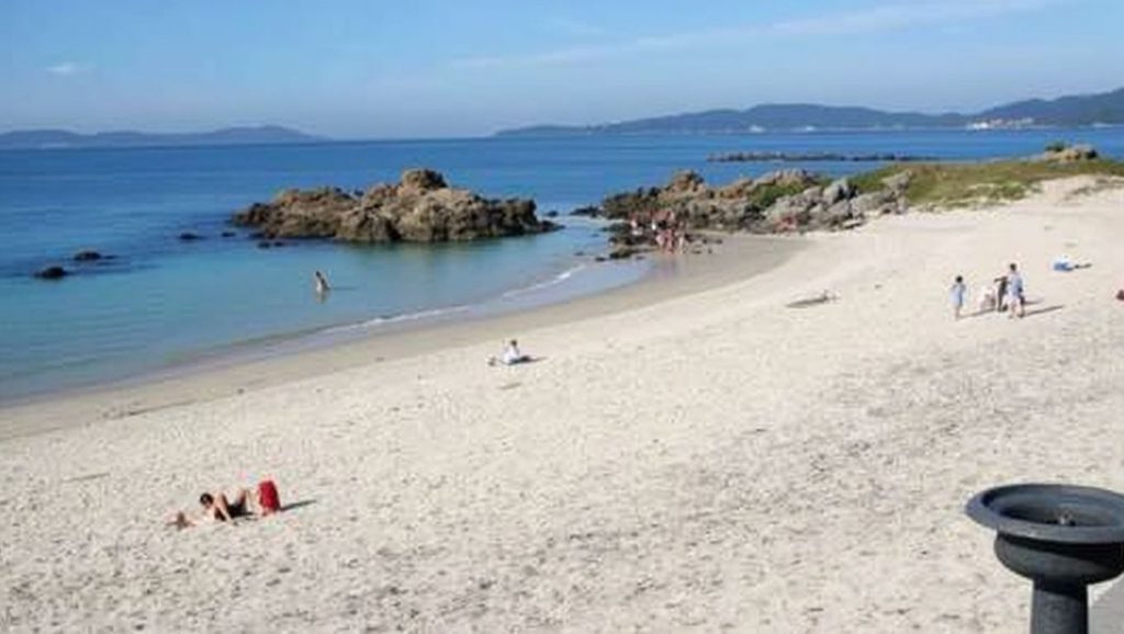 Ría y costa de Praia da Argazada en Vigo, Pontevedra