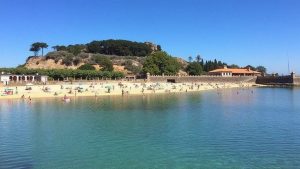 Praia da Bateola (Ribeira, A Coruña)