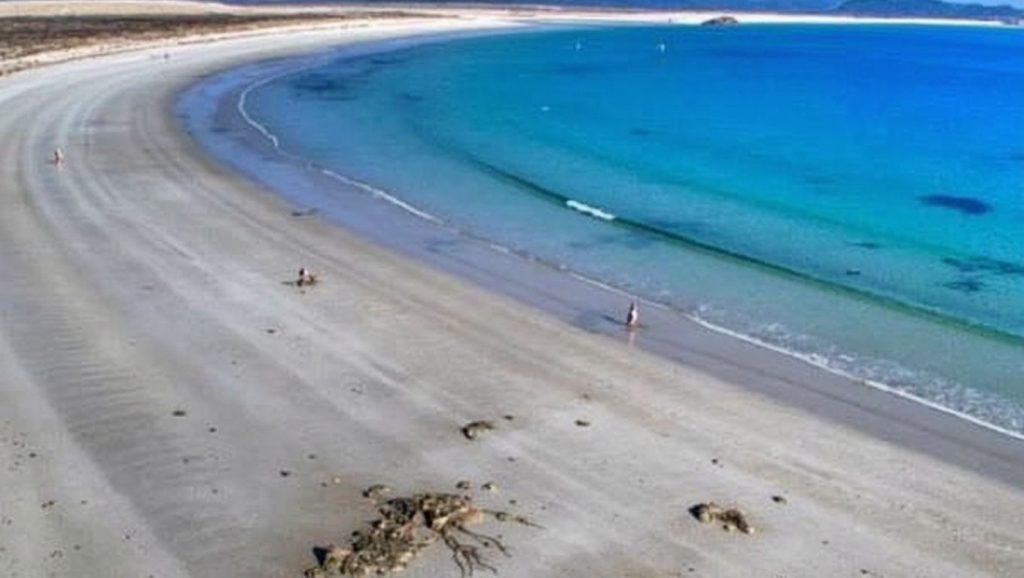 Aguas de Praia da Bateola en Ribeira (Pontevedra)