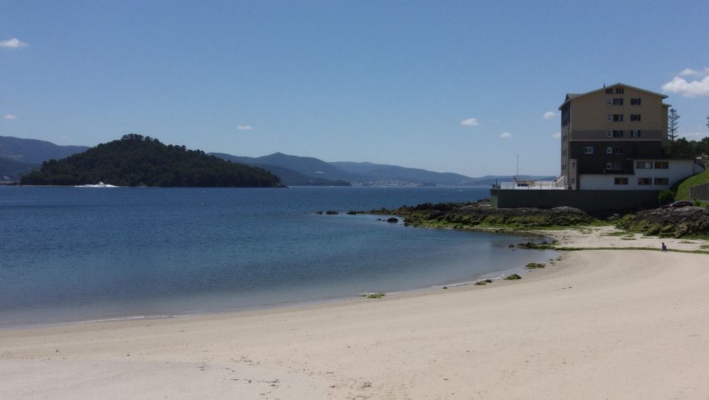 Aguas de Praia da Canteira de Marracoi en Ferrol (A Coruña)