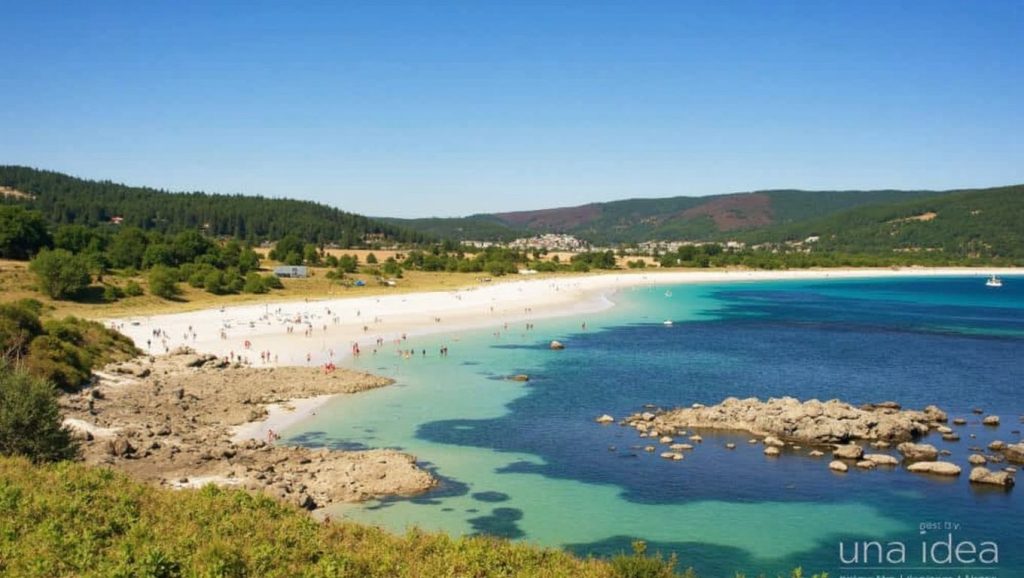 Detalle del agua en Praia da Carteleira, Galicia, A Coruña
