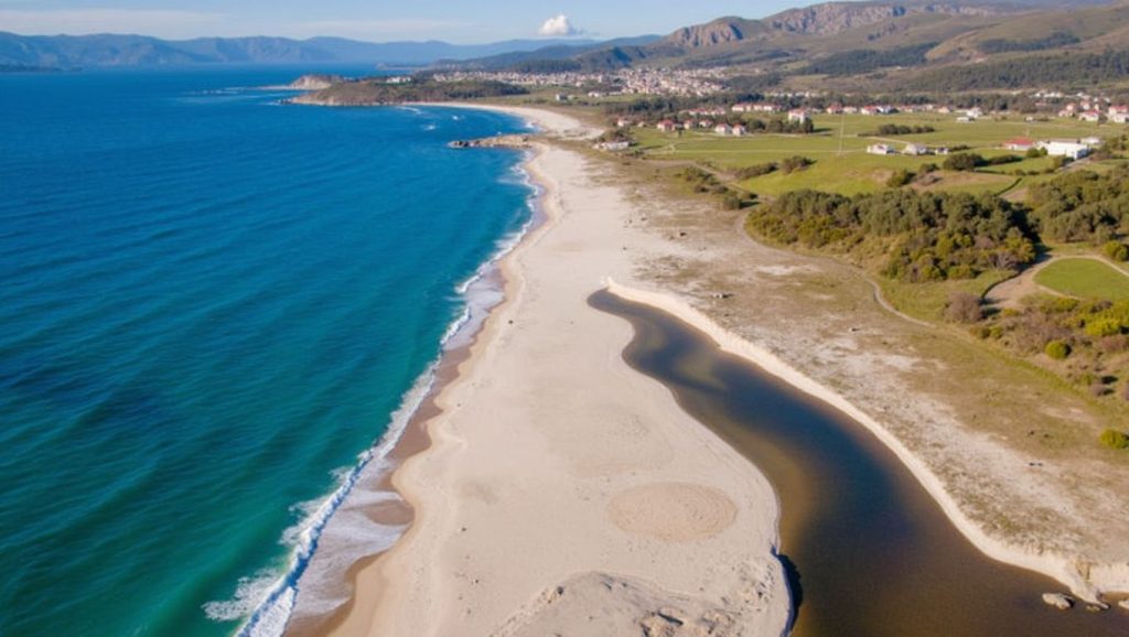 Costa de O Porto do Son desde Praia da Catía, A Coruña