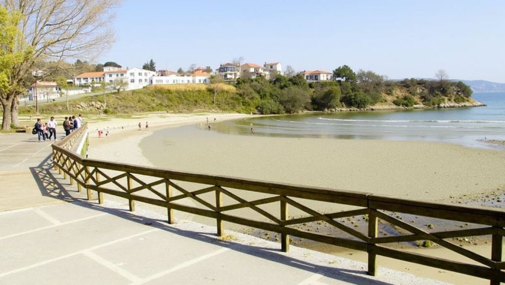 Aguas de Praia da Ciscada en Ares (A Coruña)