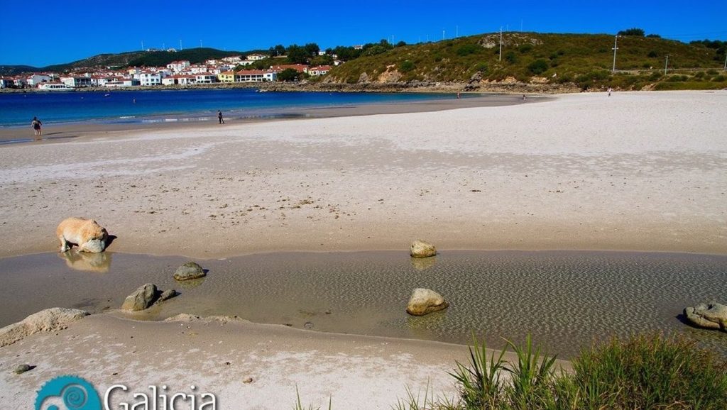 Praia da Ermida en Ponteceso (A Coruña)