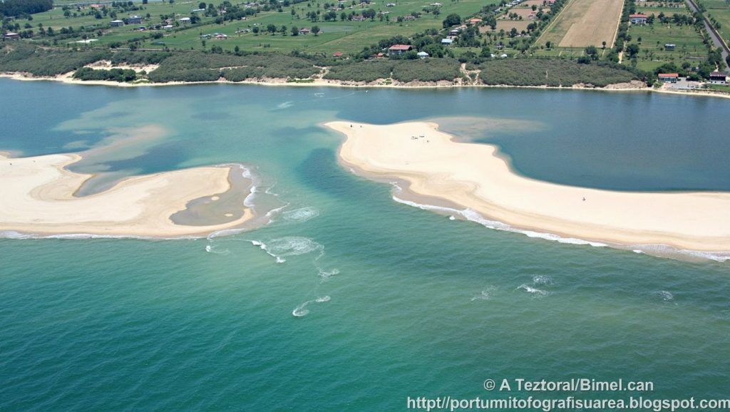Ría y costa de Praia da Fábrica en Vigo, Pontevedra