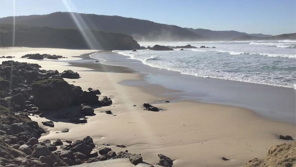 Ría y costa de Praia da Fragata en Galicia, A Coruña