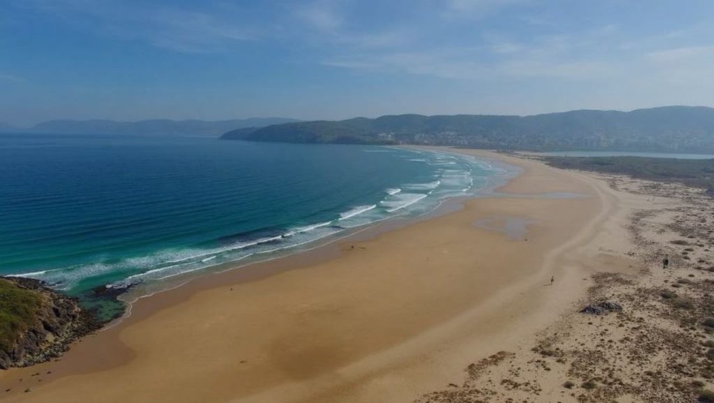 Praia da Frouxeira en Galicia (A Coruña)