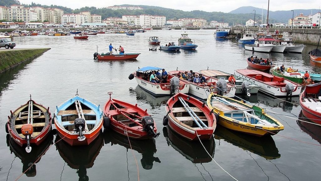 Ría y costa de Praia da Galera ou do Almacén en Ribeira, Pontevedra