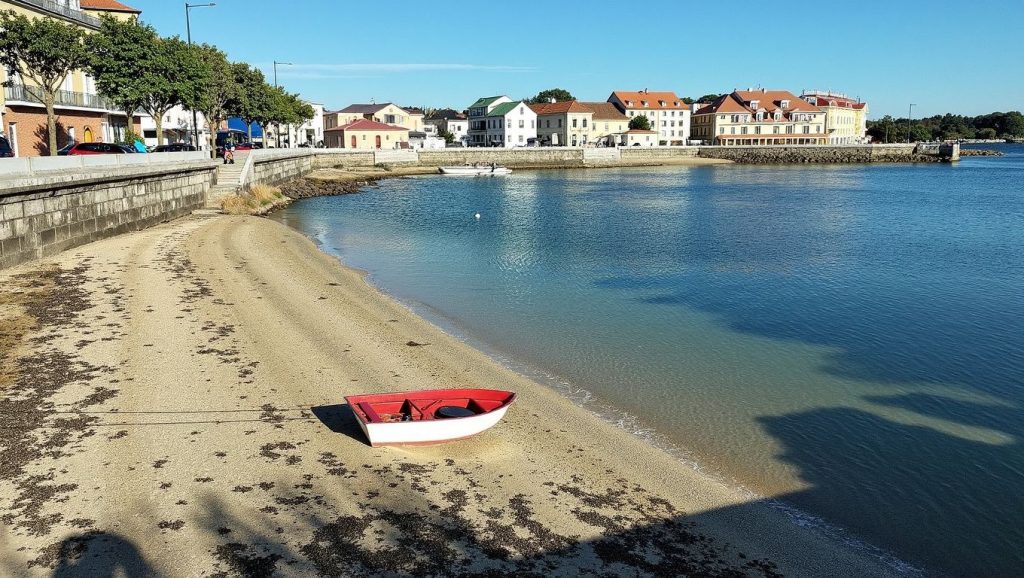 Praia da Ribeira do Chazo — foto 2 de 6