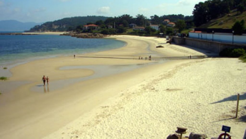 Aguas de Praia da Telleira en O Porto do Son (A Coruña)