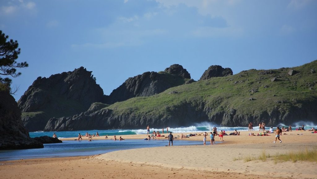 Acantilados y costa de Praia das Barrosas, Mañón (Lugo)
