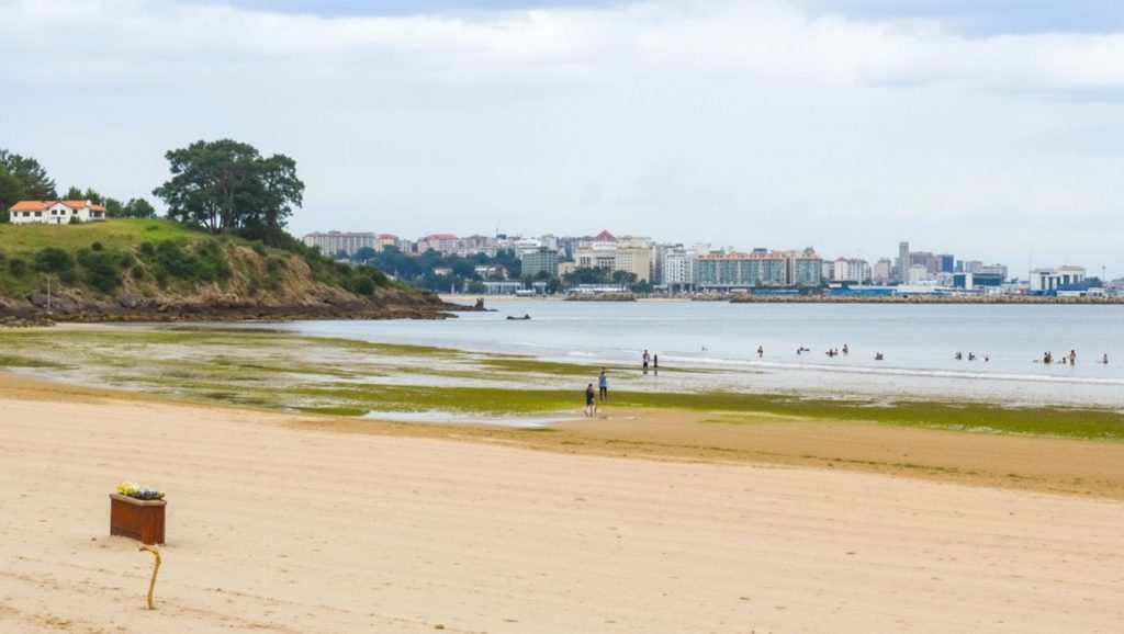 Playa das Carolinas desde la arena, Ribeira, A Coruña