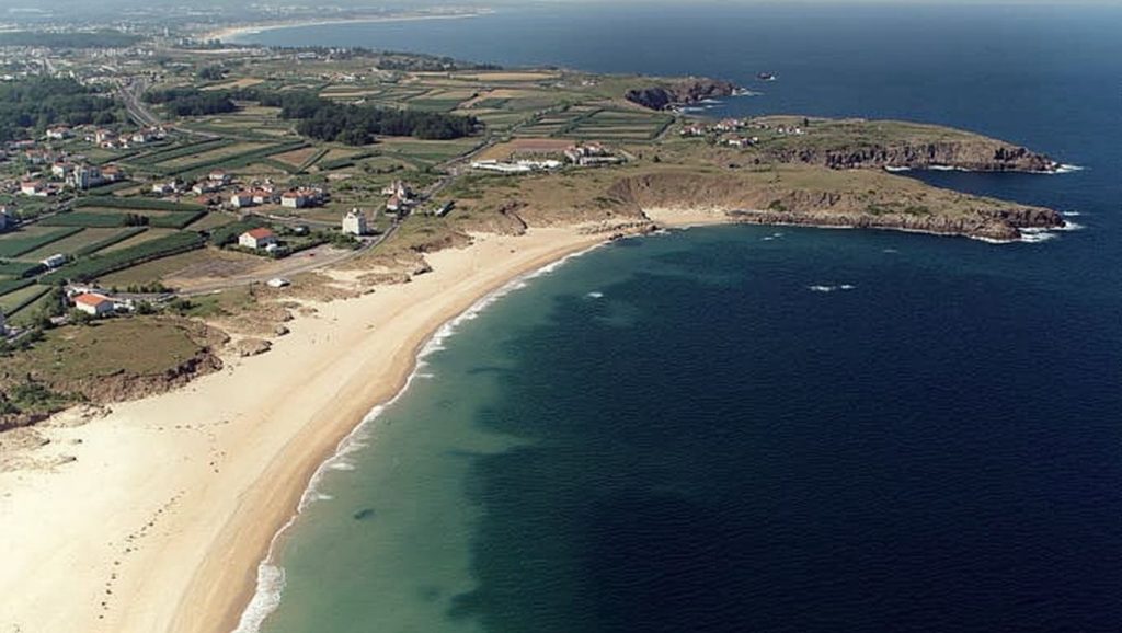 Playa das Seiras en O Porto do Son, A Coruña