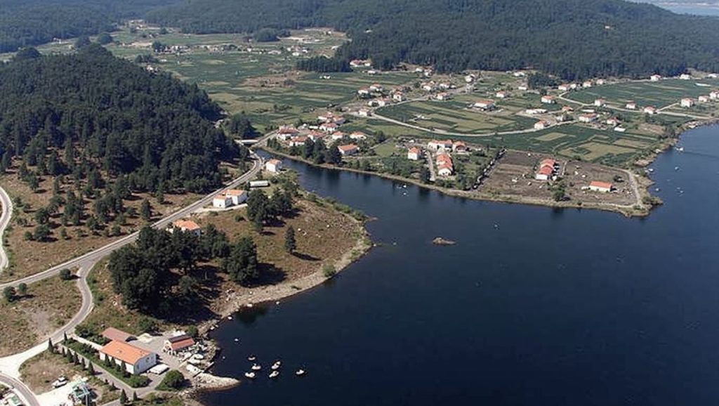Vista general de Praia das Trece Cruces, Galicia
