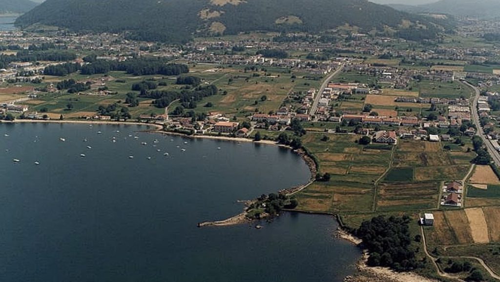 Panorámica de Praia de A Barquiña, A Coruña