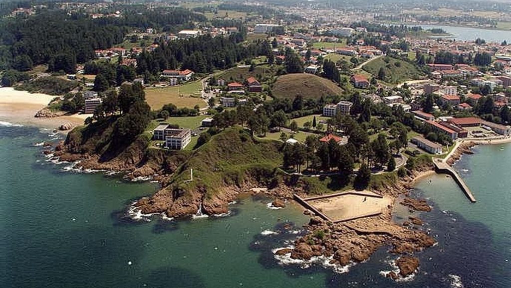 Aguas de Praia de Bastiagueiro en Oleiros (A Coruña)