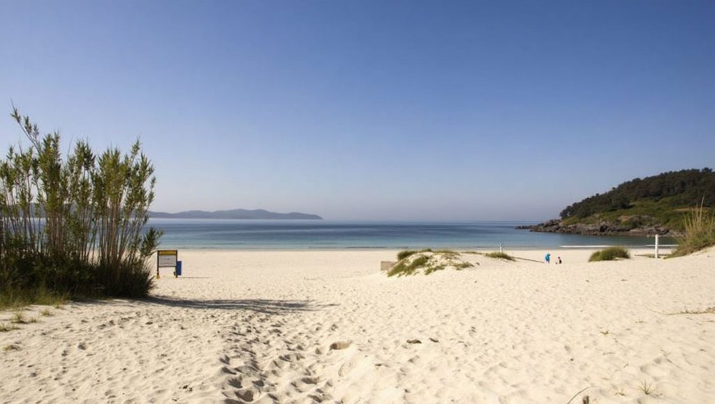 Playa de Praia de Canelas, Galicia, costa de A Coruña