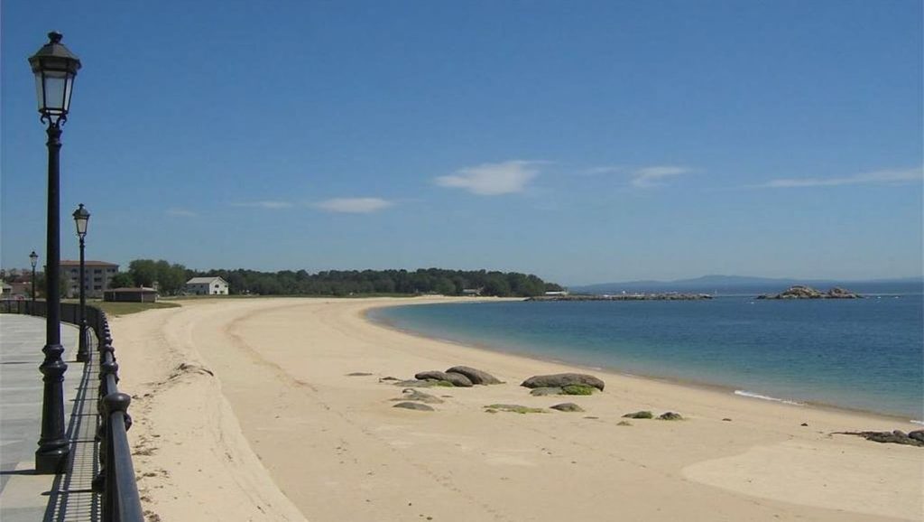 Paseo hacia Coroso, Galicia