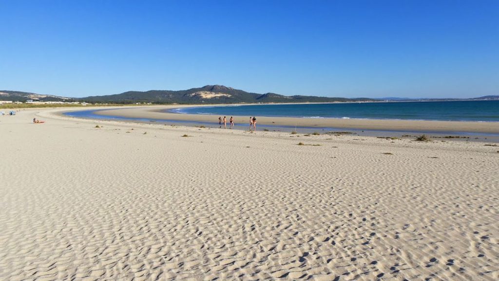 Paseo hacia Cruces, Galicia