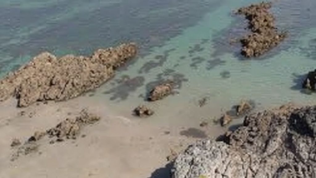 Aguas de Praia de Estacas en Ares (A Coruña)