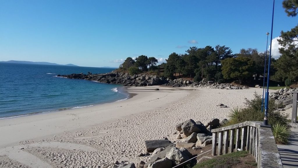 Aguas de Praia de Francón en Cangas de Morrazo (Pontevedra)